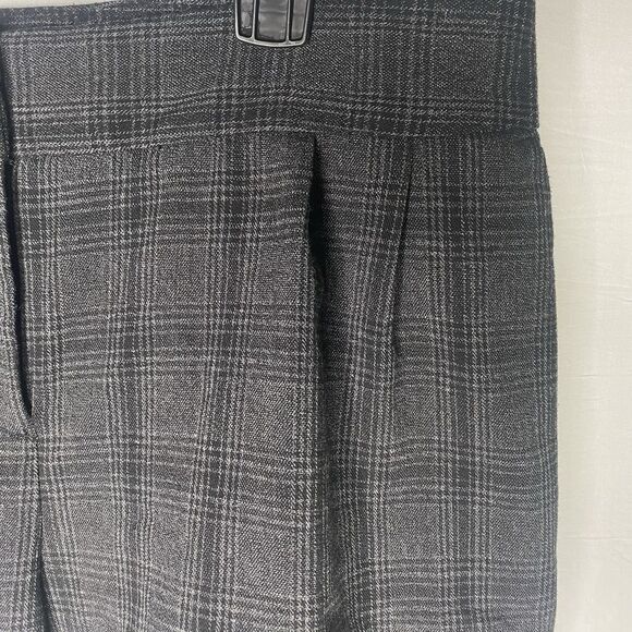 Apostrophe Shorts Plaid Tweed Cuffed Hem High Rise Womens Size 14 Black Gray - Picture 7 of 9